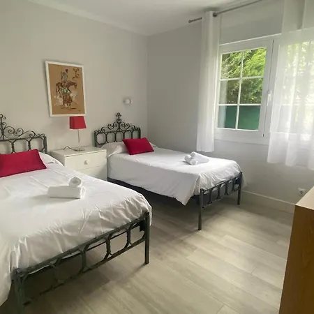 Casa La Choza, Con Piscina En La Playa De *