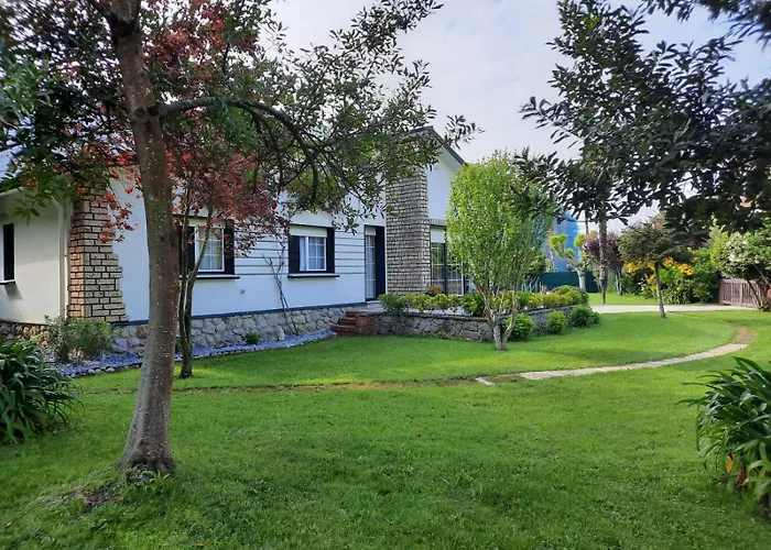 Holiday home Casa La Choza, Con Piscina En La Playa De